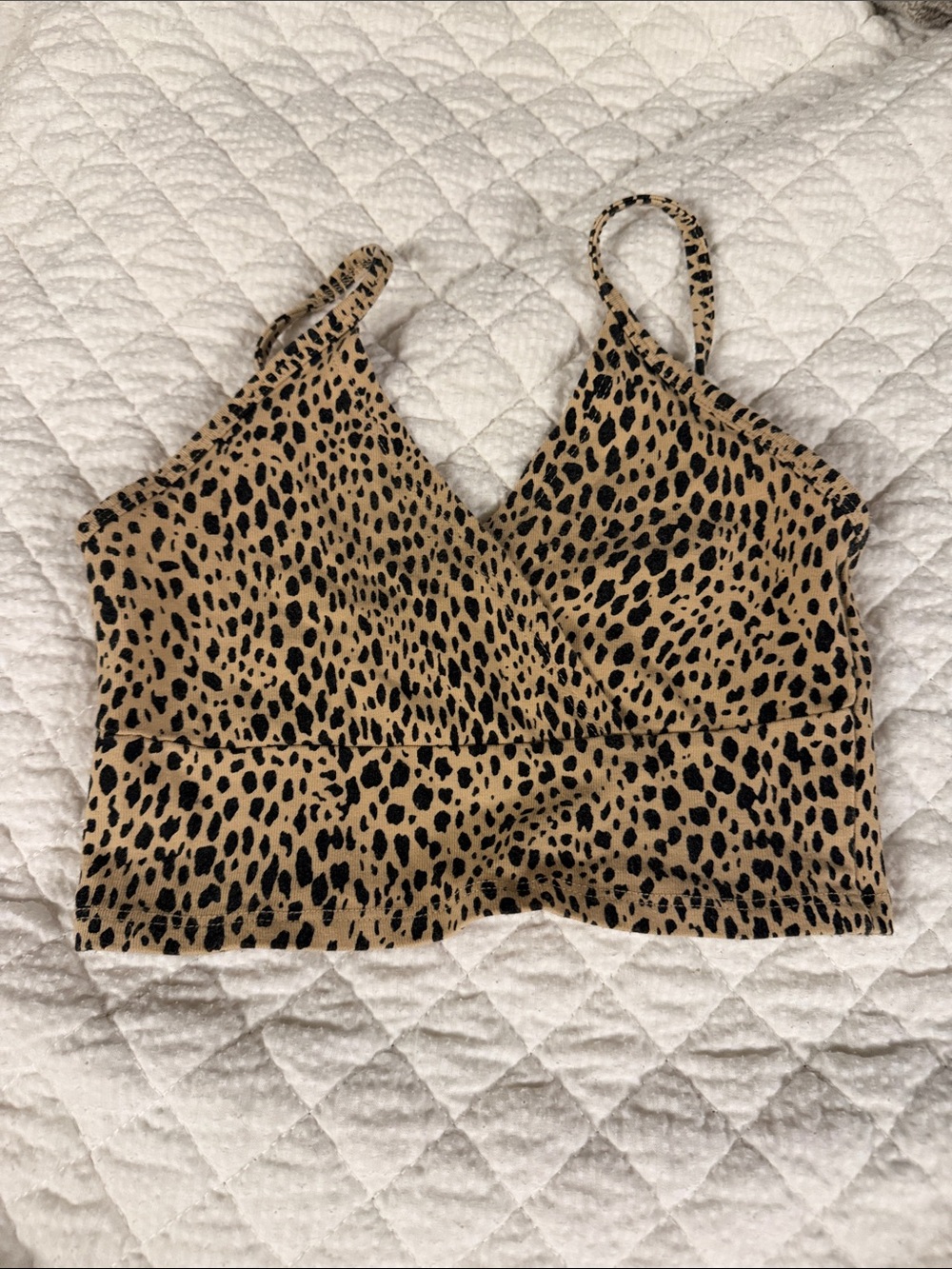 Brandy Melville Leopard Print V-Neck Crop Tank Top - Tan & Black